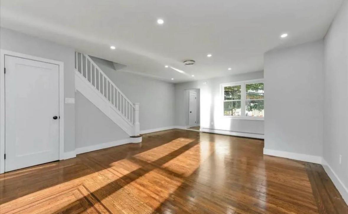 Single Family Mazeau  Queens, NY 11378, MLS-841408-4