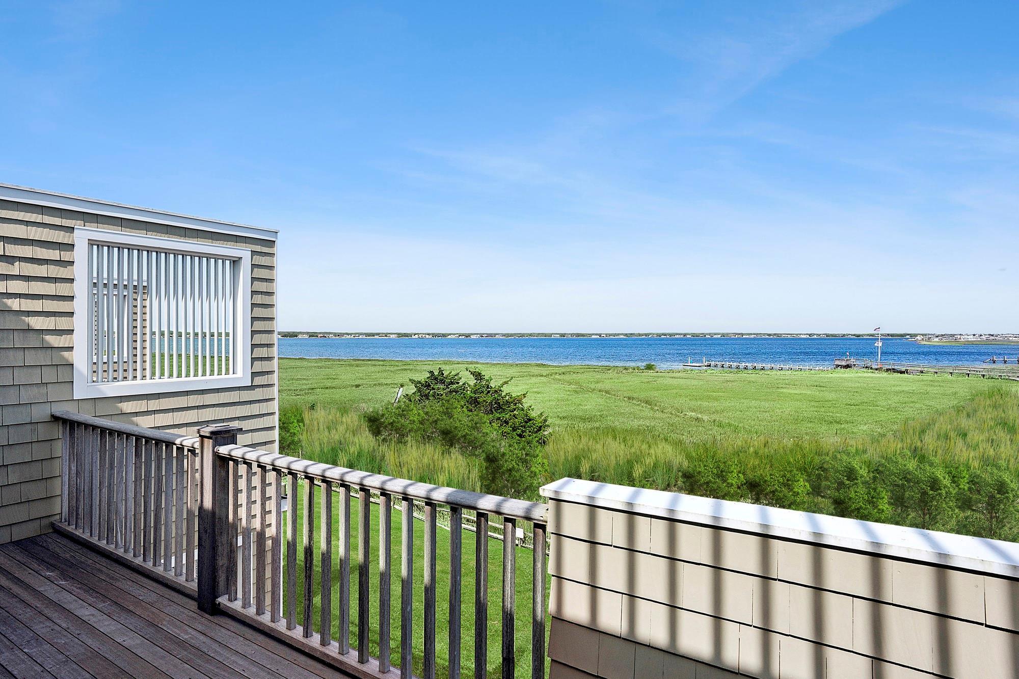 Condo Dune  Suffolk County, NY 11978, MLS-841409-14
