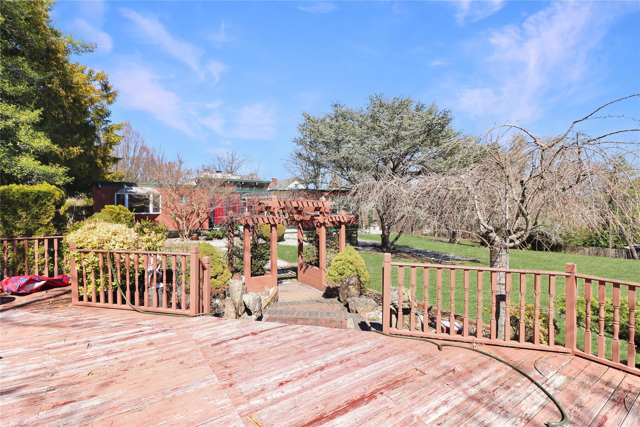 Single Family Valley View  Nassau County, NY 11021, MLS-841415-8