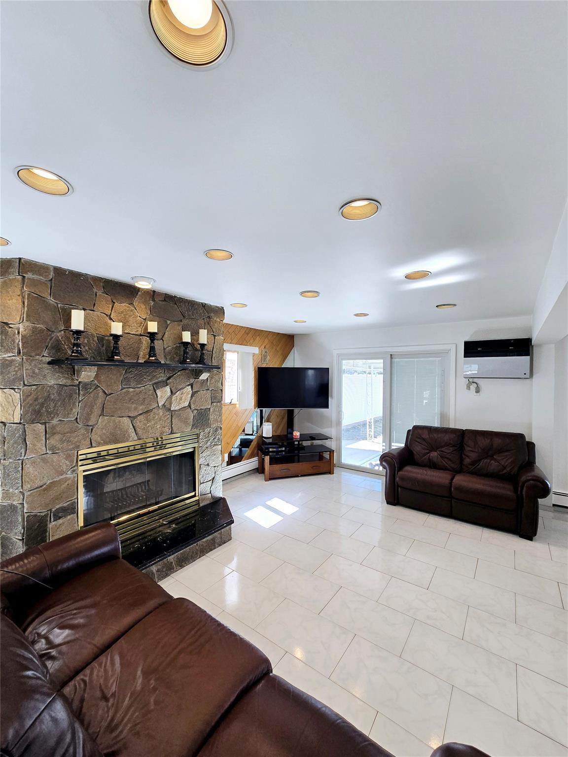 Single Family 88th  Queens, NY 11414, MLS-841421-9