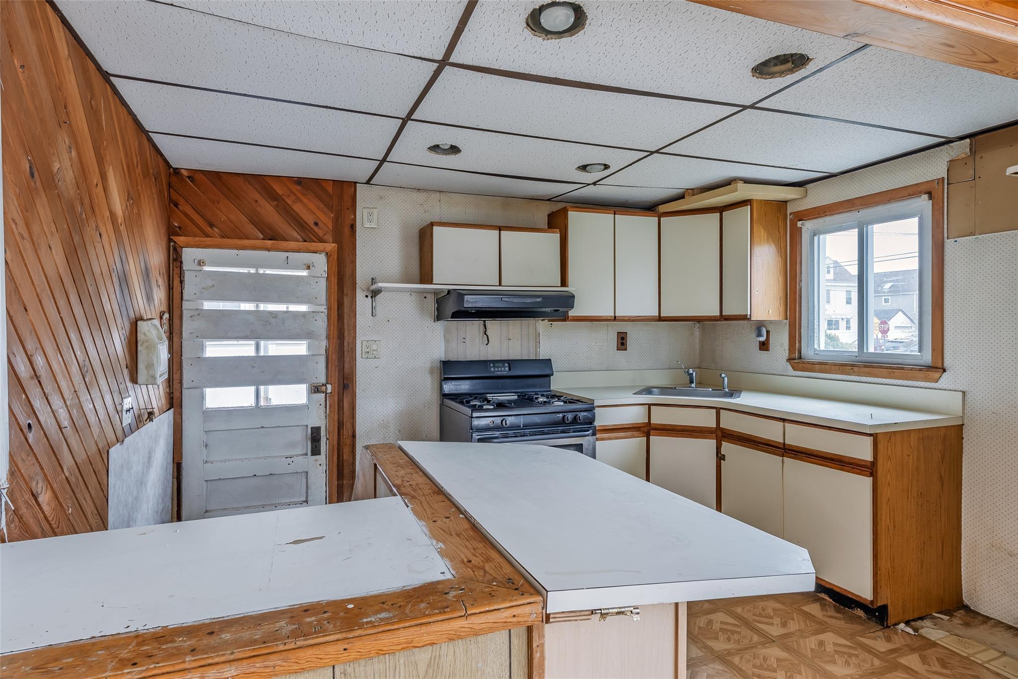 Single Family Landau  Nassau County, NY 11003, MLS-841422-11