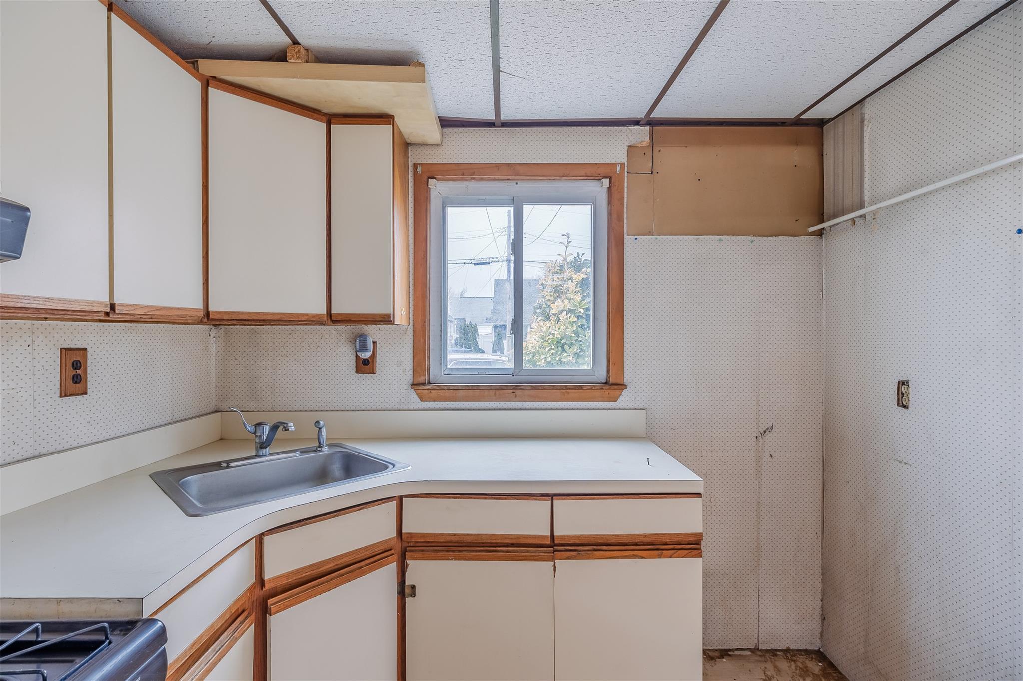 Single Family Landau  Nassau County, NY 11003, MLS-841422-13