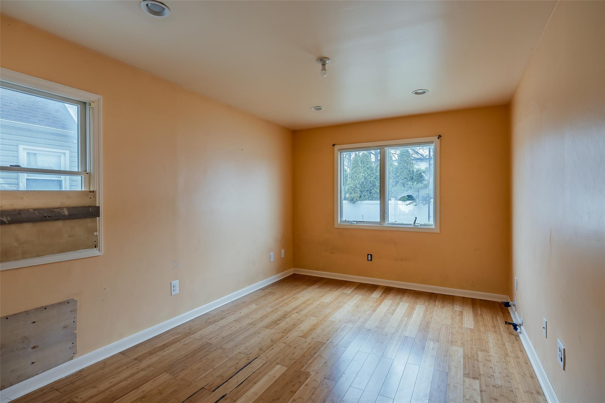 Single Family Landau  Nassau County, NY 11003, MLS-841422-24