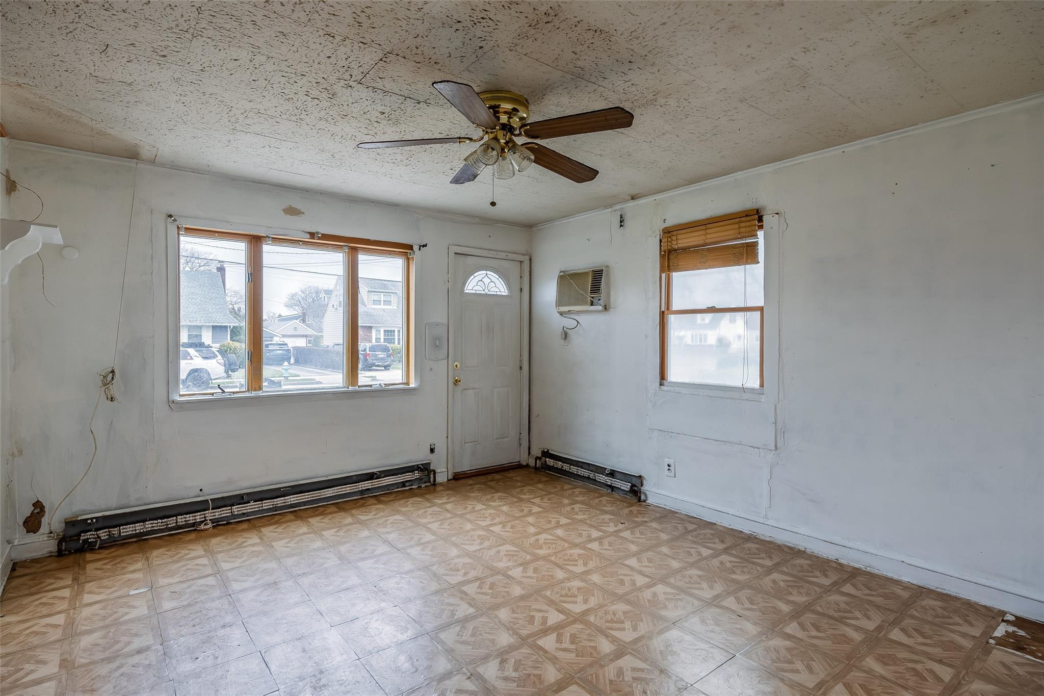Single Family Landau  Nassau County, NY 11003, MLS-841422-9
