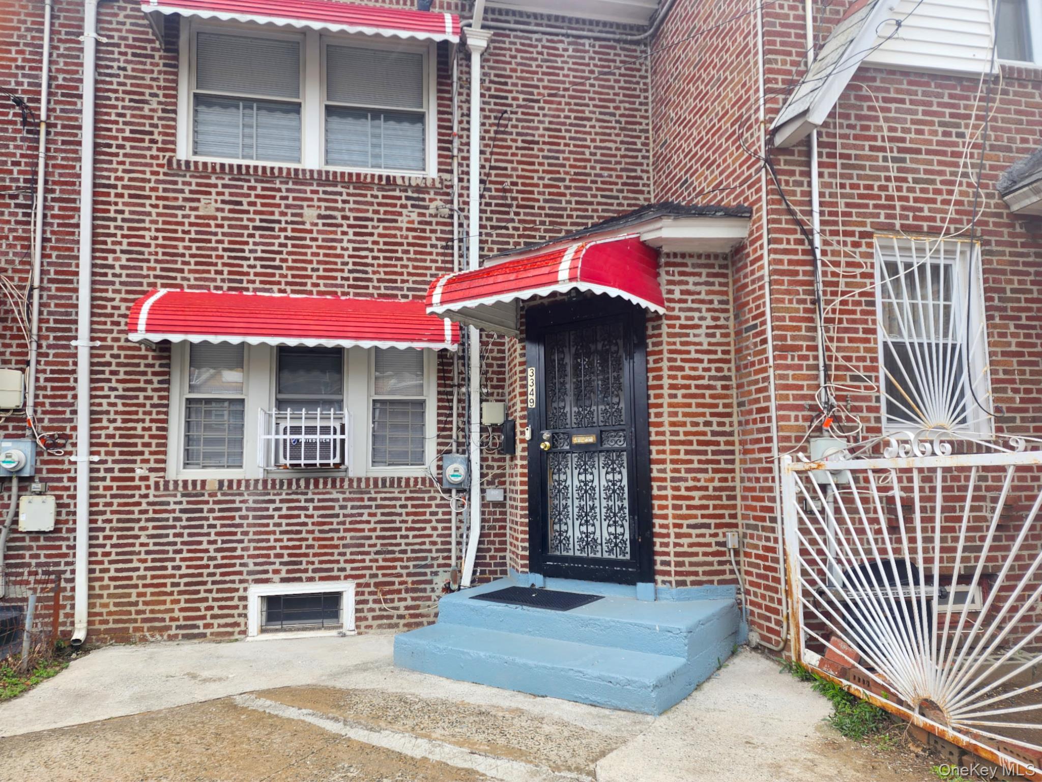 Single Family Bouck  Bronx, NY 10469, MLS-841431-23
