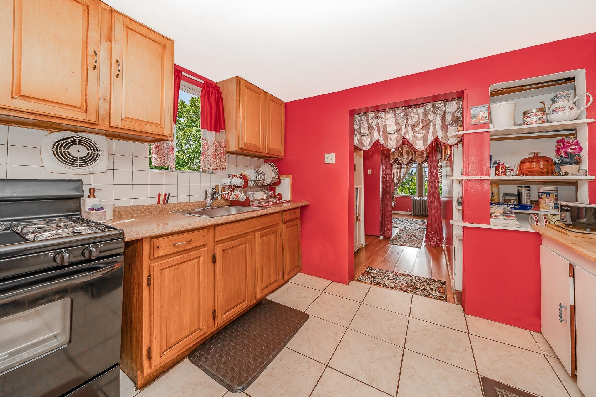 Single Family 116th  Queens, NY 11420, MLS-841433-10