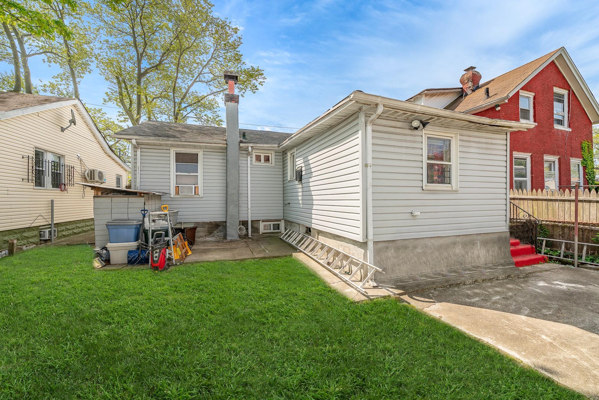 Single Family 116th  Queens, NY 11420, MLS-841433-16