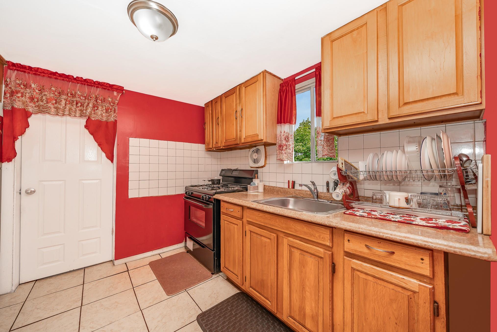 Single Family 116th  Queens, NY 11420, MLS-841433-8