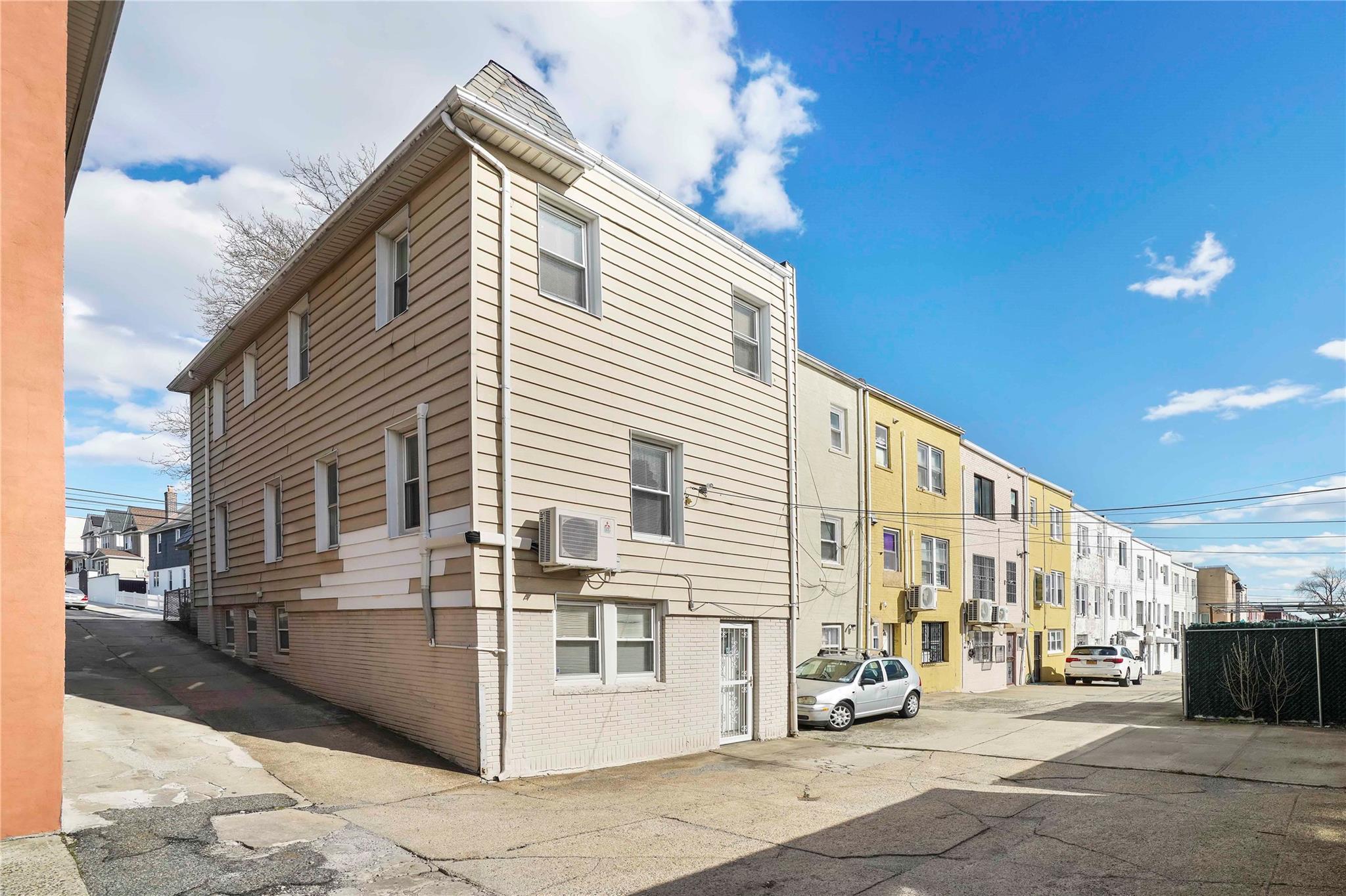 Single Family 66  Queens, NY 11378, MLS-841439-7