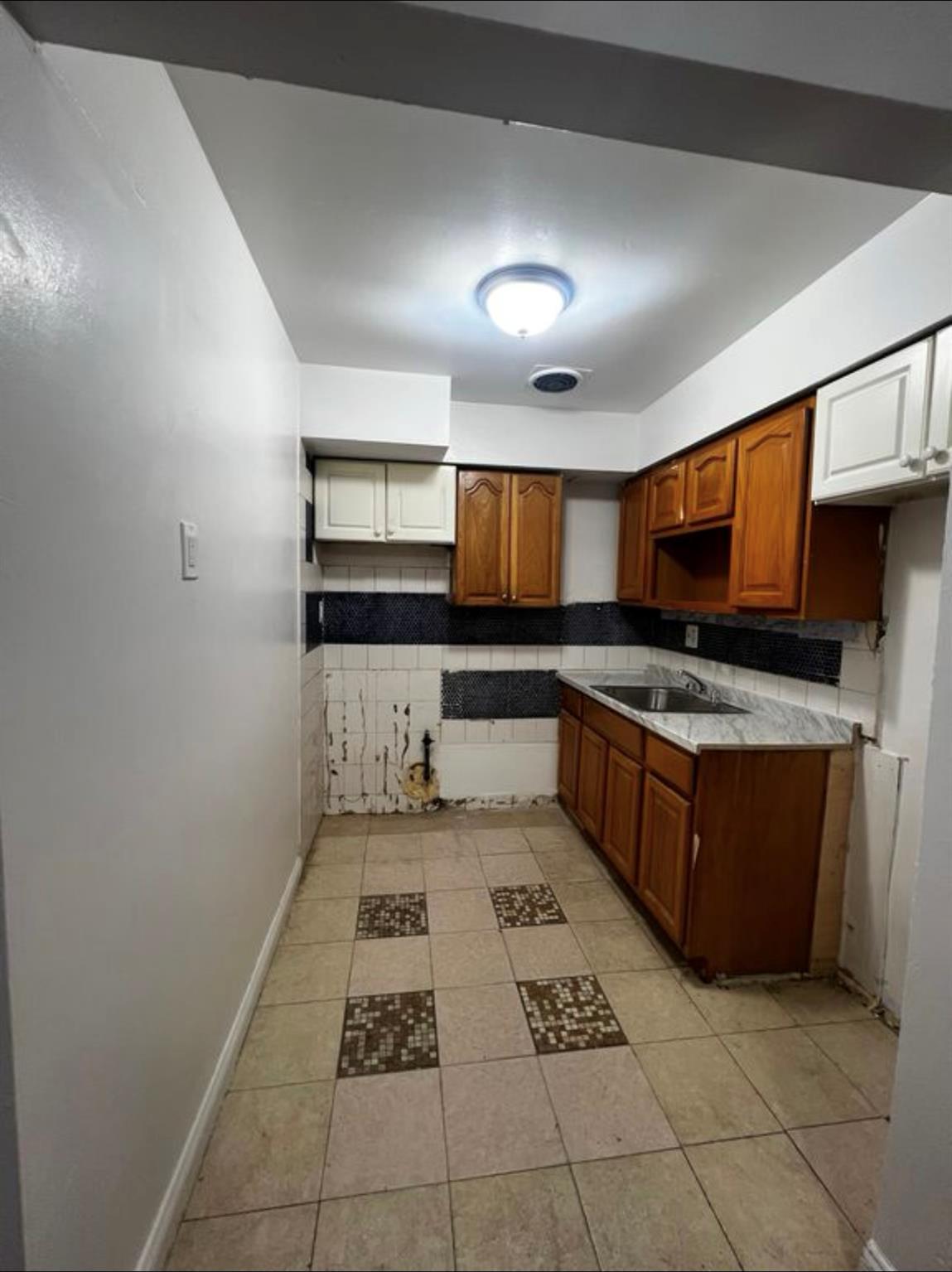 Apartment Stratford  Bronx, NY 10472, MLS-841448-6