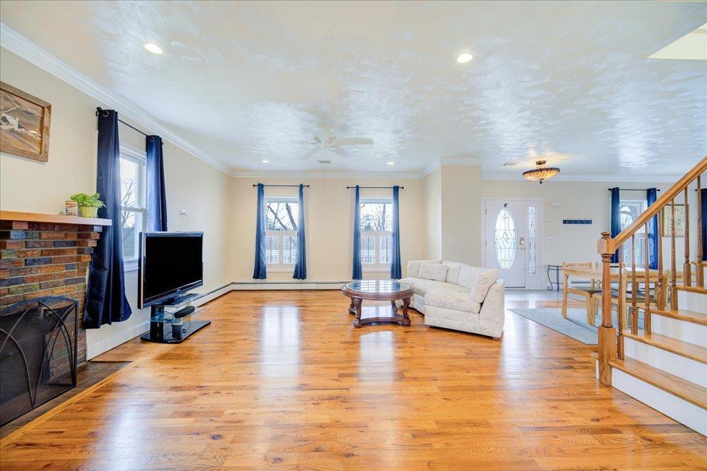Single Family Gregory  Orange County, NY 10933, MLS-841462-10