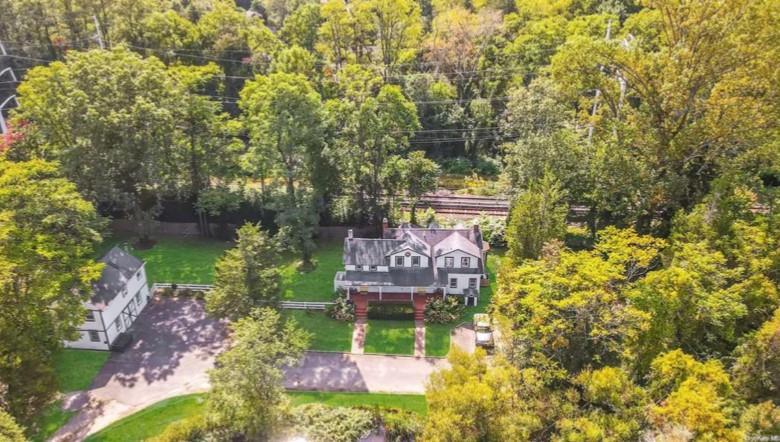 Single Family Whitney  Nassau County, NY 11797, MLS-841487-2