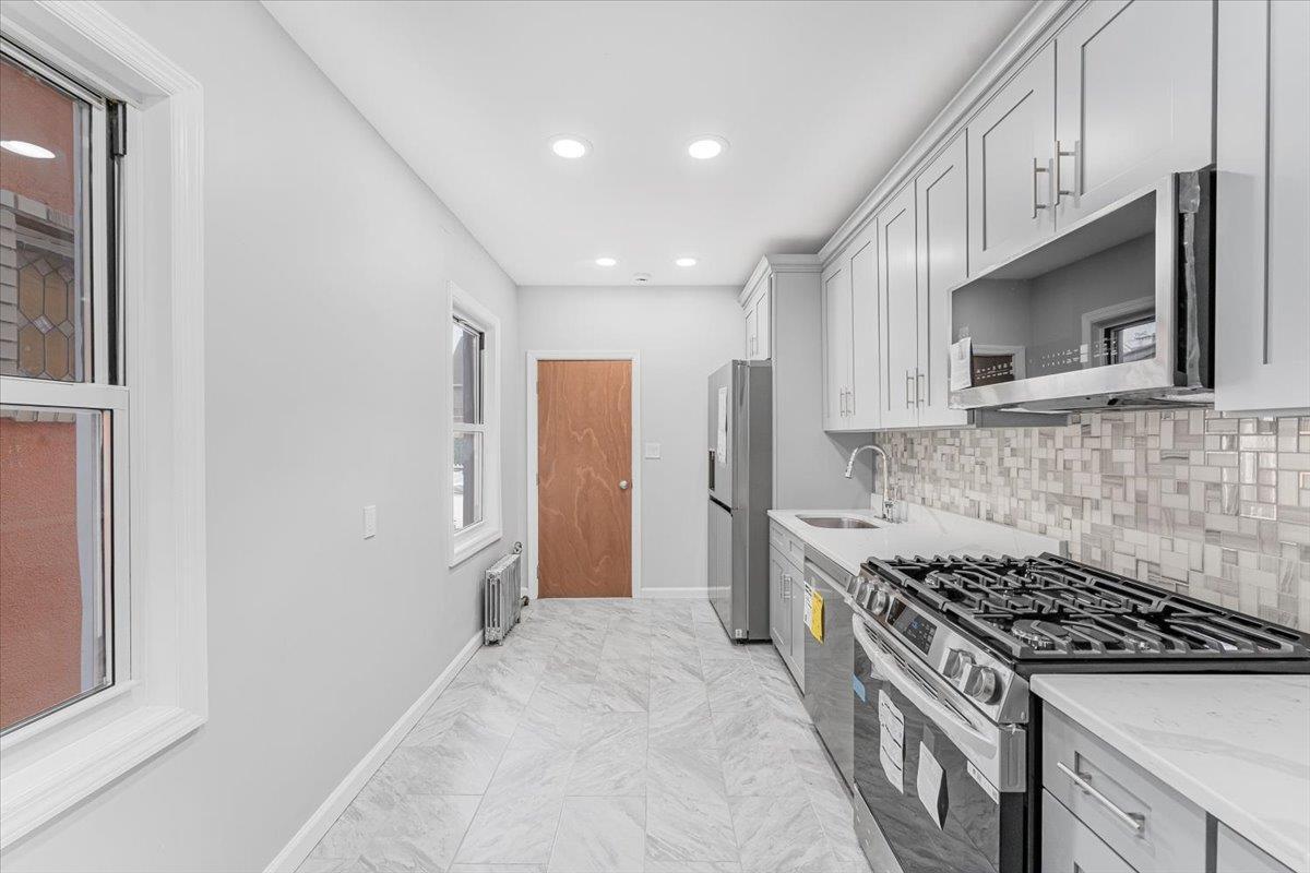 Single Family 1st  Westchester County, NY 10550, MLS-841527-14