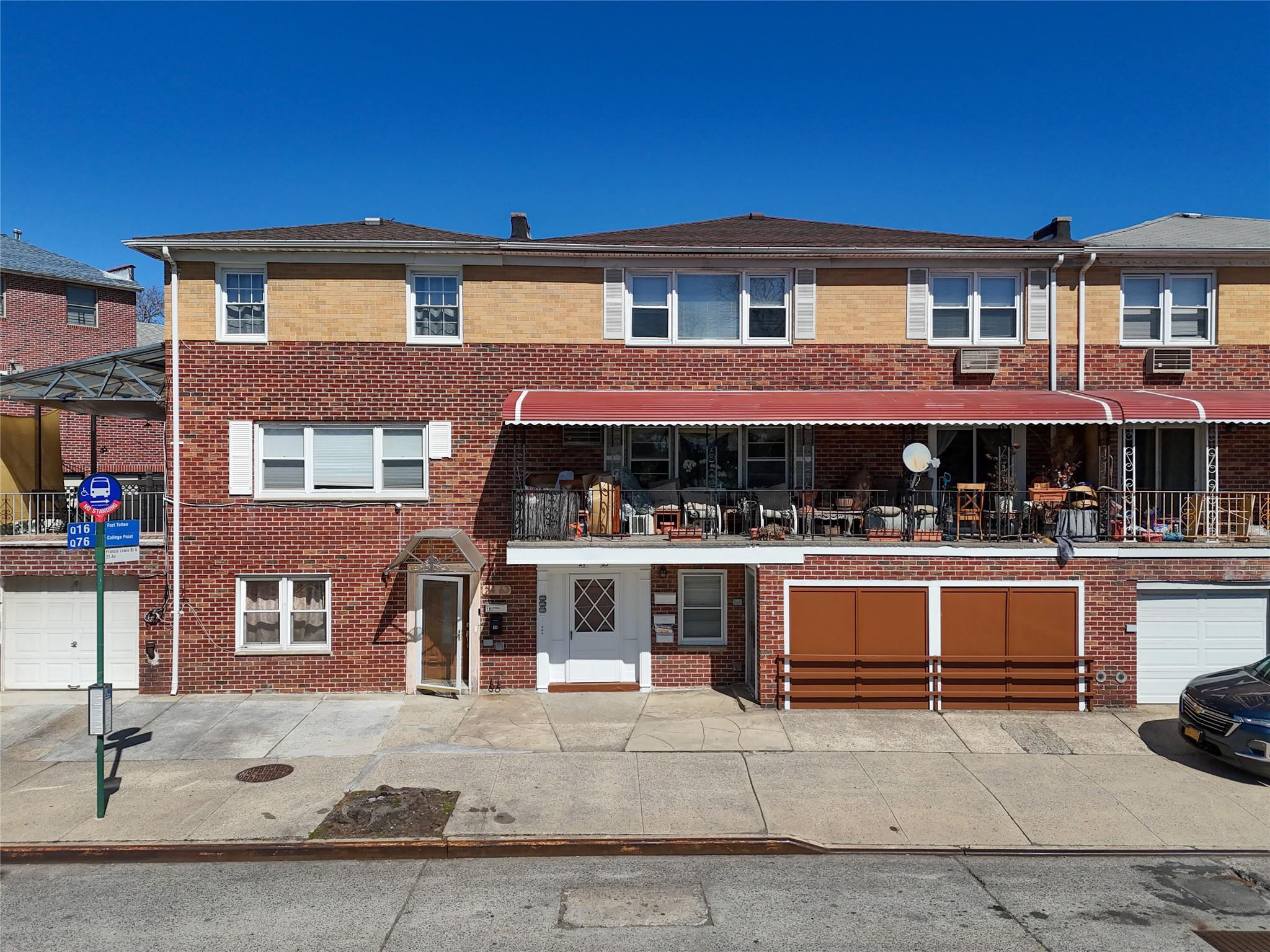 Single Family Francis Lewis Blvd  Queens, NY 11357, MLS-841536-31