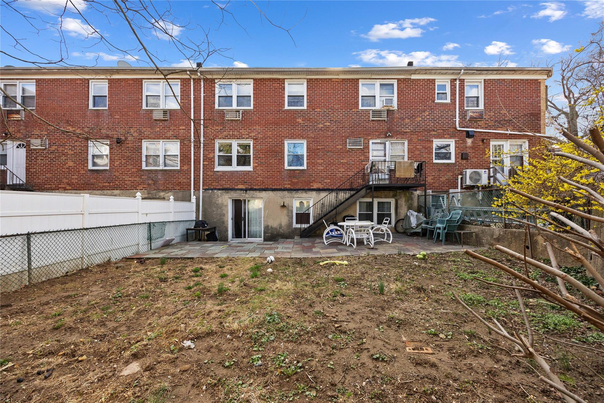 Single Family Francis Lewis Blvd  Queens, NY 11357, MLS-841536-32