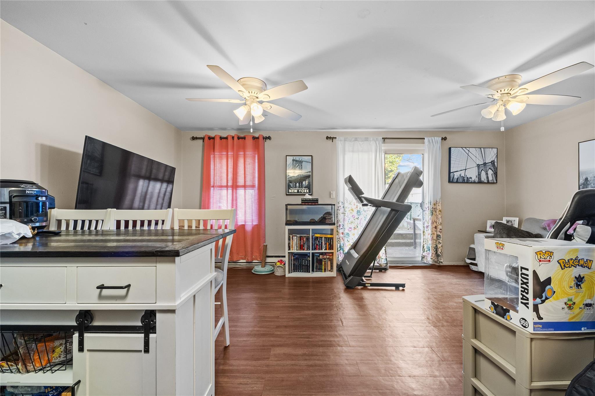 Single Family Francis Lewis Blvd  Queens, NY 11357, MLS-841536-7