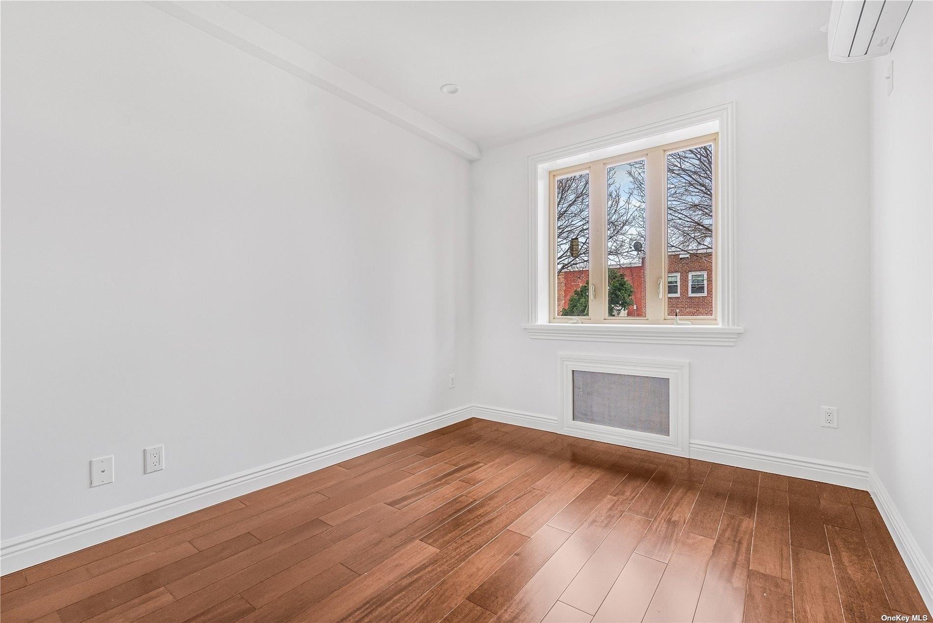 Single Family 129th  Queens, NY 11356, MLS-841545-12