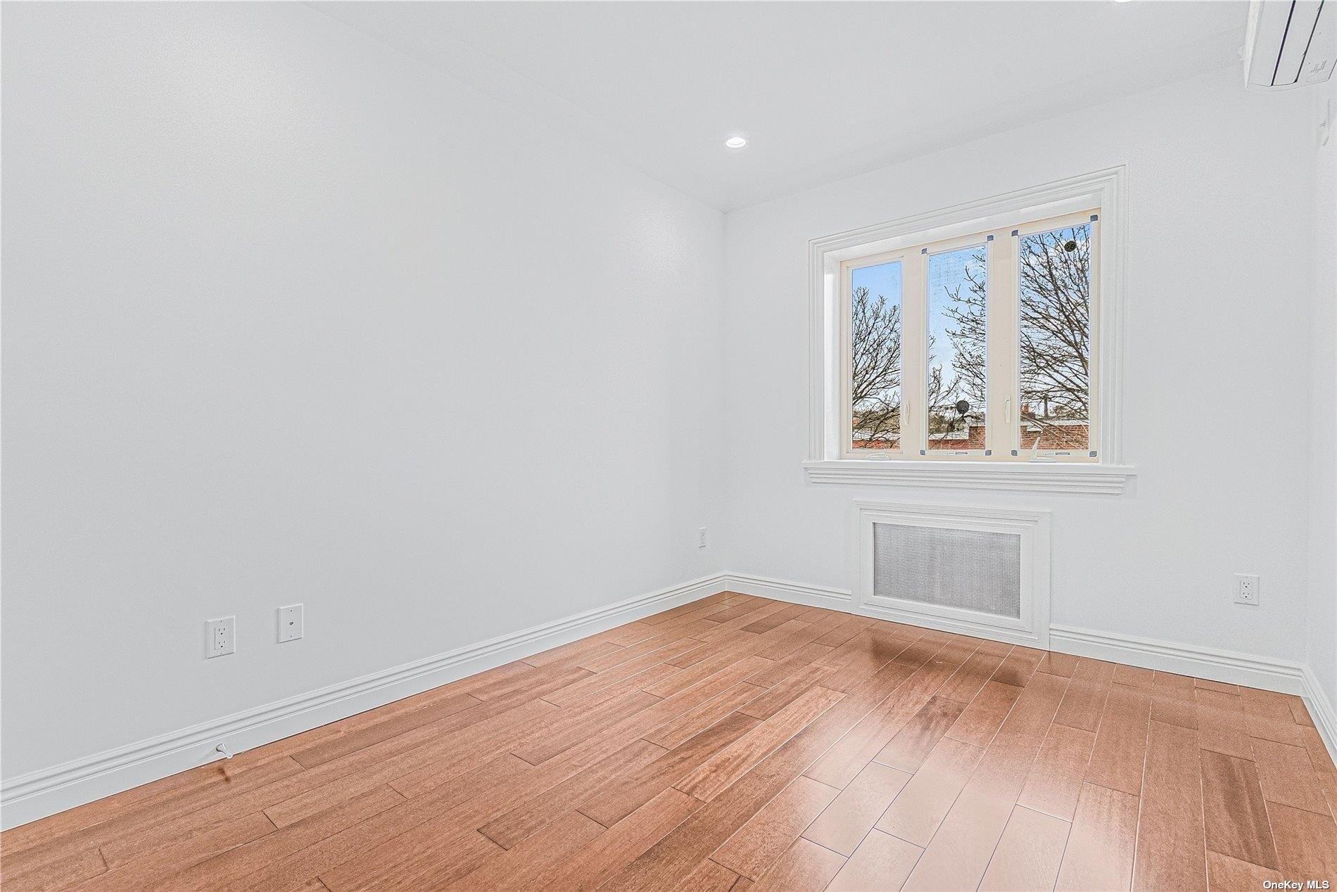 Single Family 129th  Queens, NY 11356, MLS-841545-18