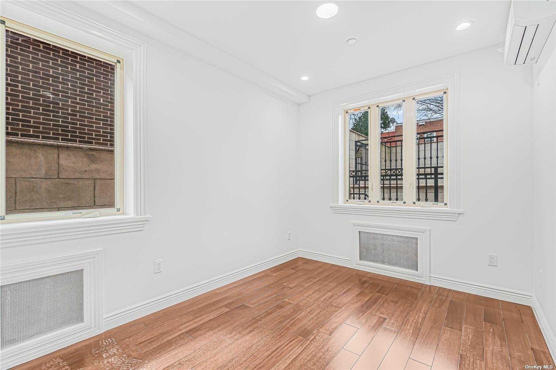 Single Family 129th  Queens, NY 11356, MLS-841545-26