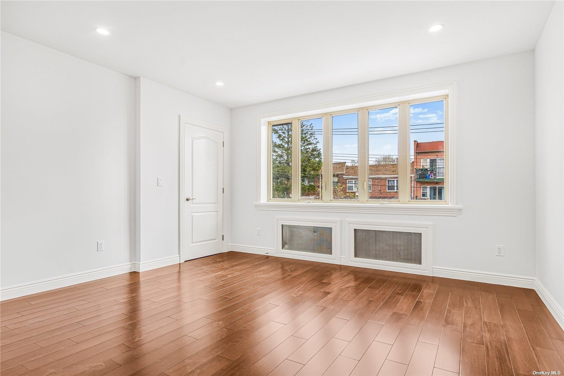Single Family 129th  Queens, NY 11356, MLS-841545-9