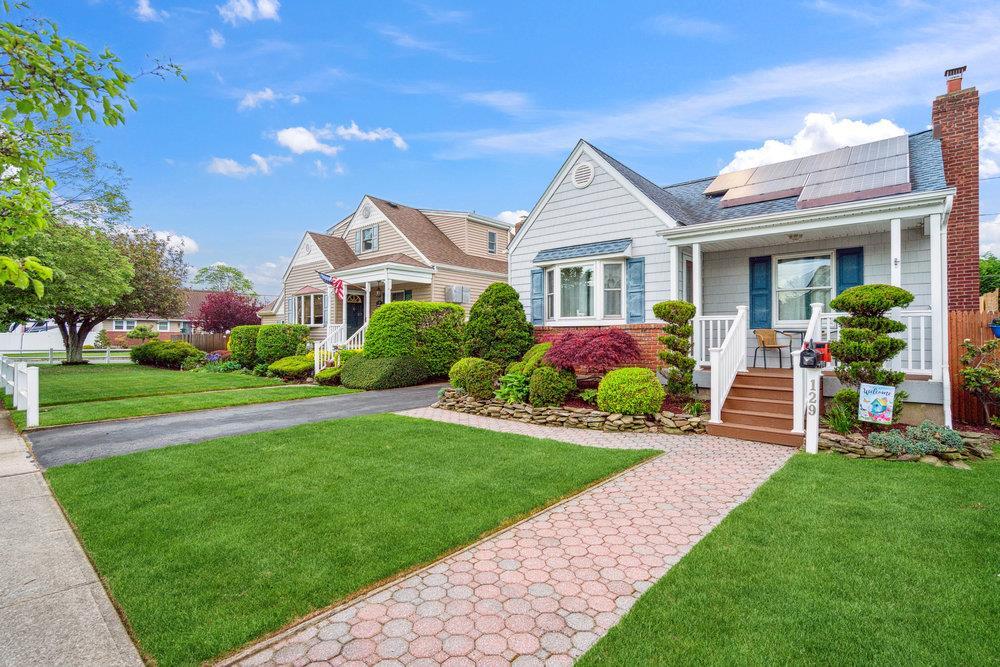 Single Family Deauville  Suffolk County, NY 11757, MLS-841595-4