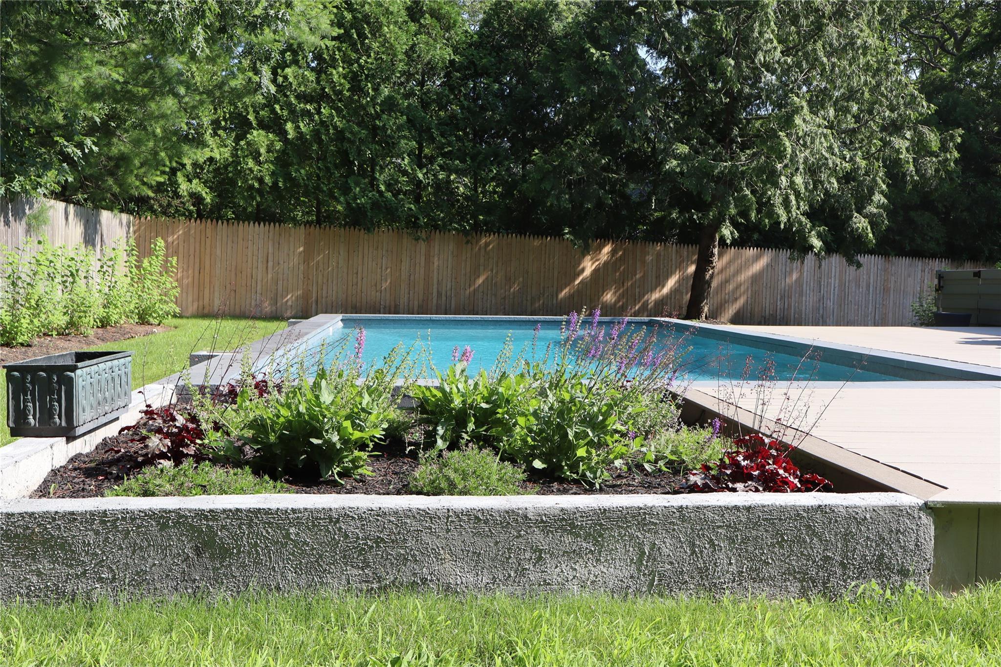 Single Family Hampton  Suffolk County, NY 11978, MLS-841599-15