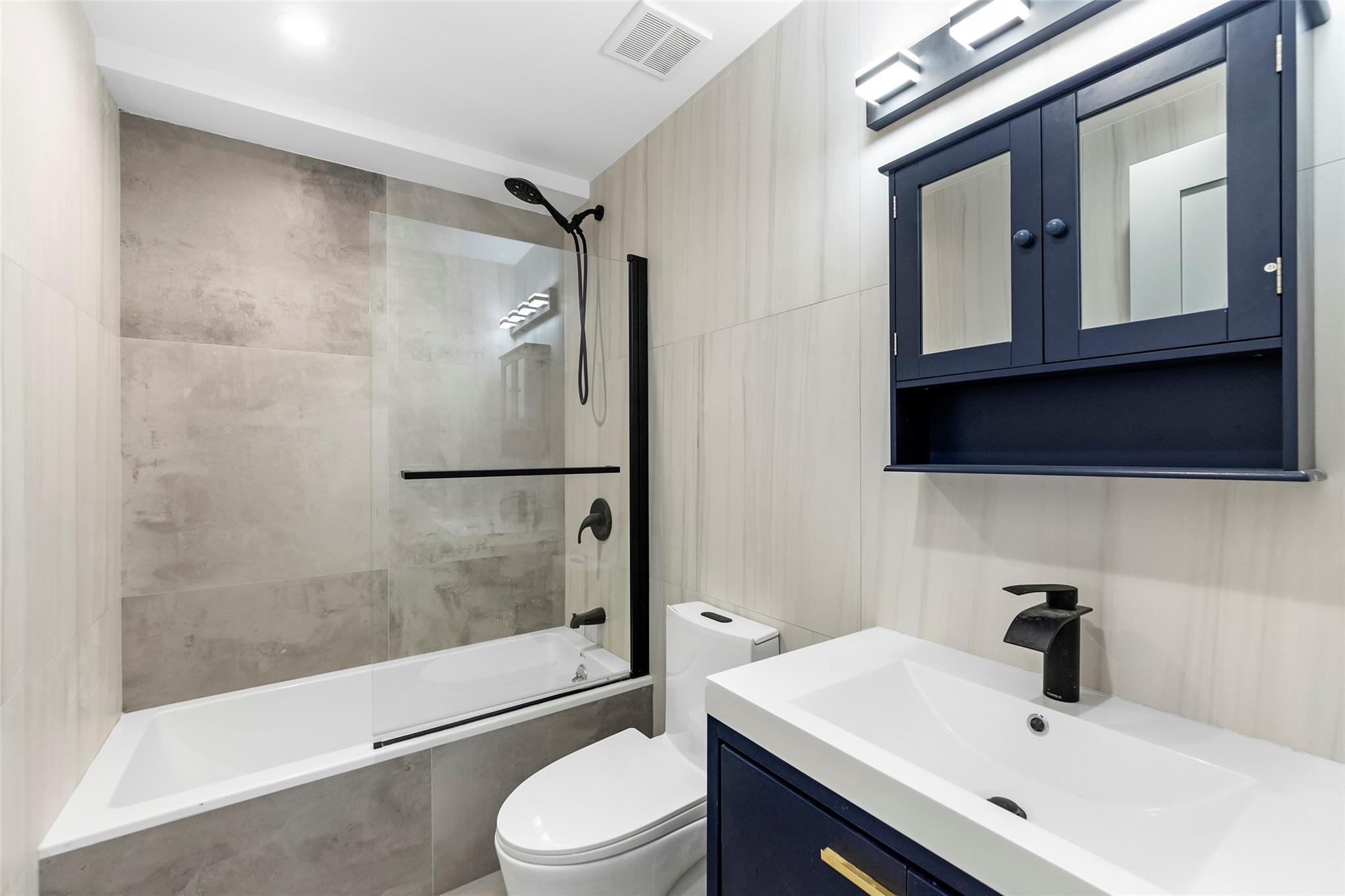 Single Family Jefferson  Brooklyn, NY 11221, MLS-841617-29