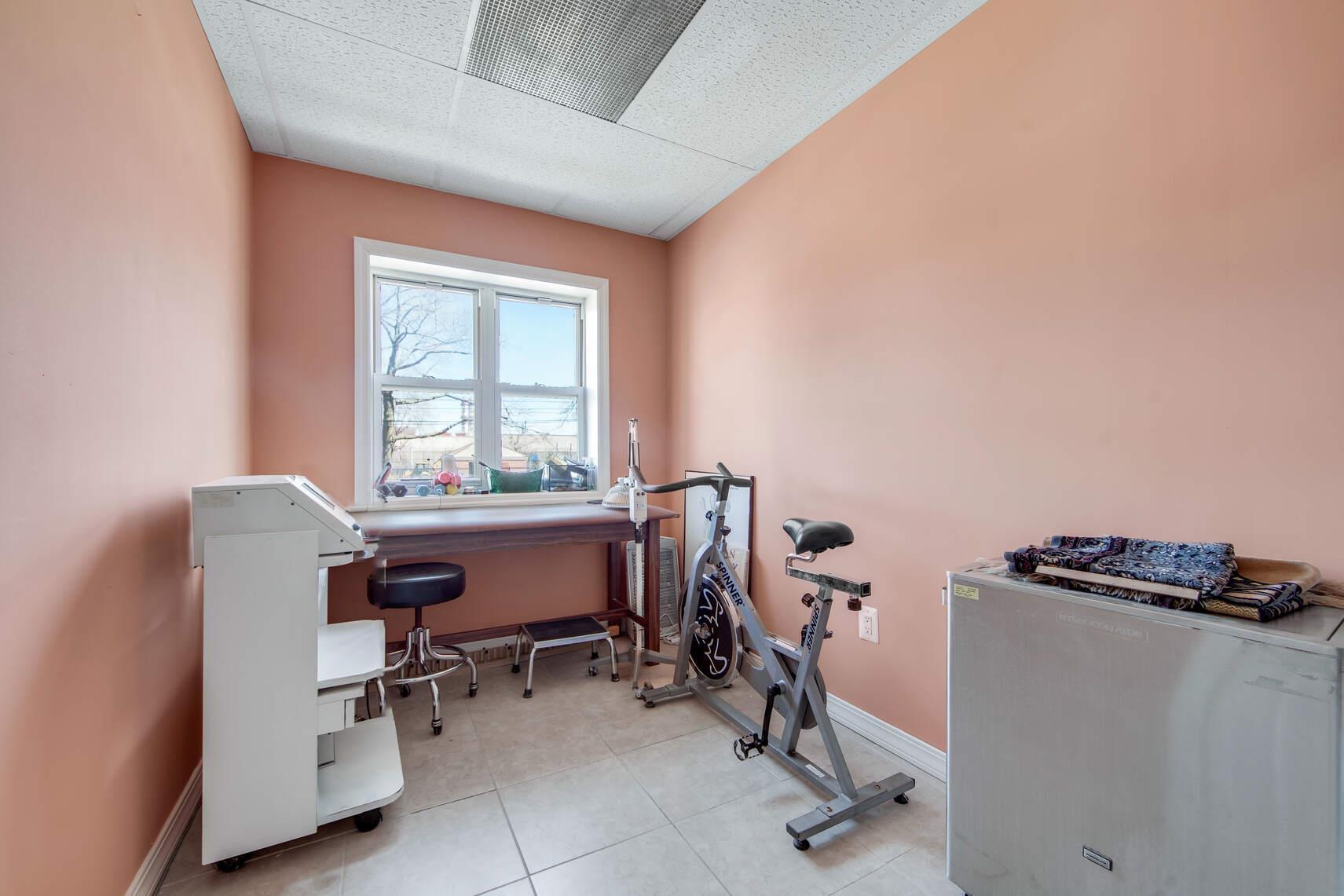 Single Family 37th  Queens, NY 11105, MLS-841626-18