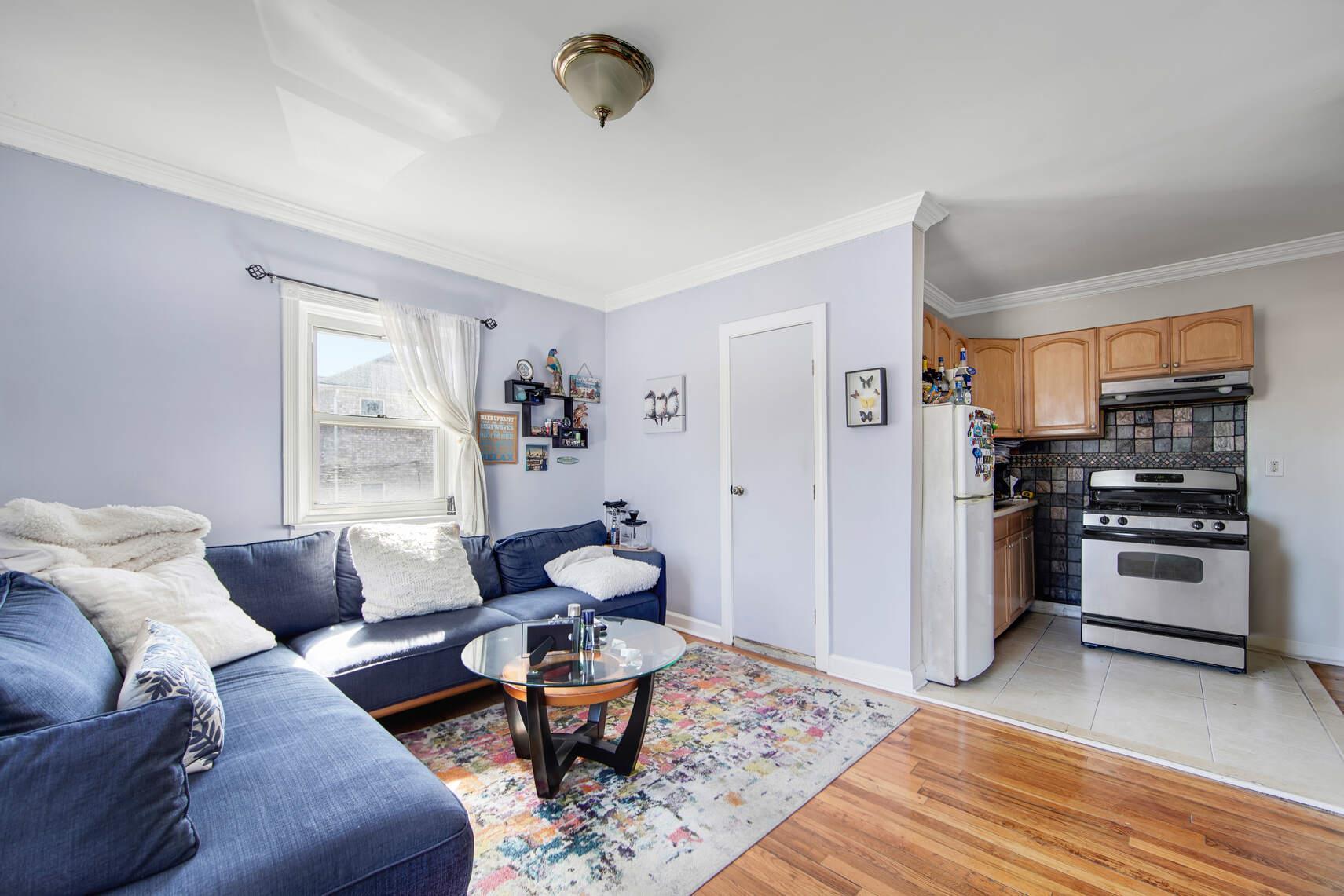 Single Family 37th  Queens, NY 11105, MLS-841626-6