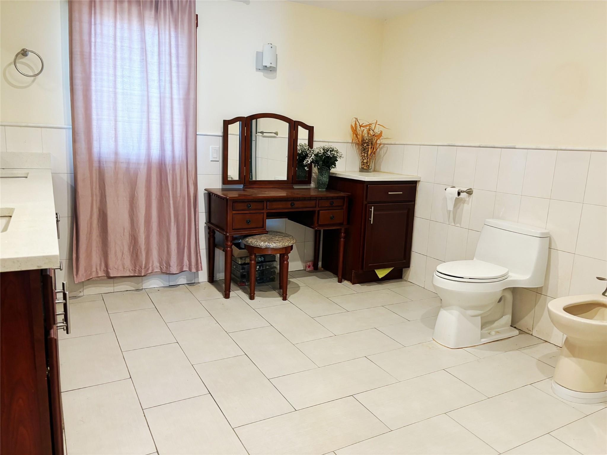 Single Family Ellen  Nassau County, NY 11753, MLS-841649-16