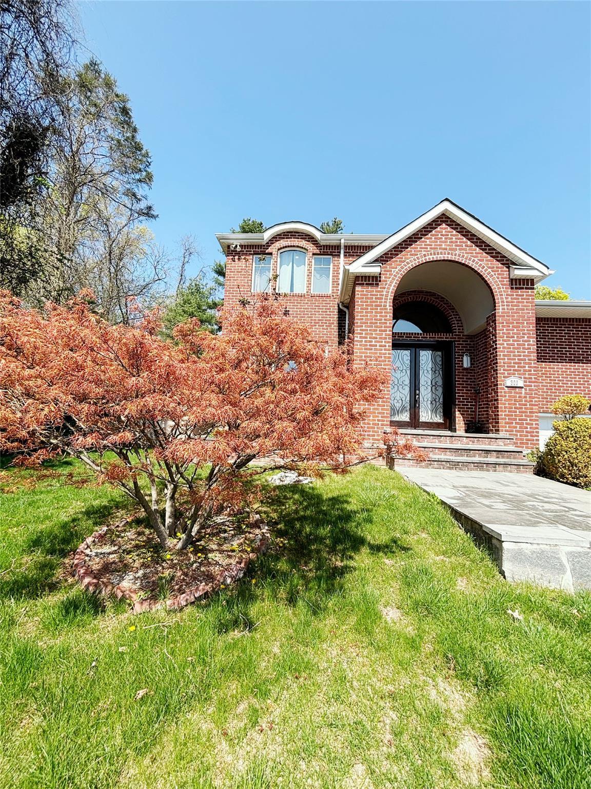Single Family Ellen  Nassau County, NY 11753, MLS-841649-5