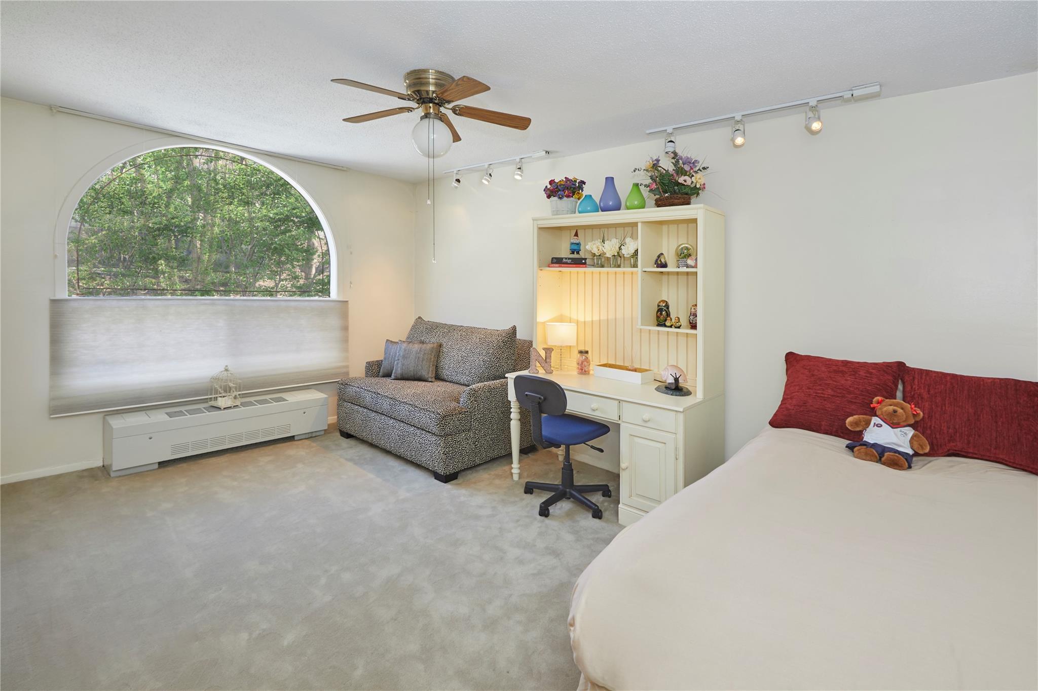 Single Family Douglas  Bronx, NY 10471, MLS-841657-15
