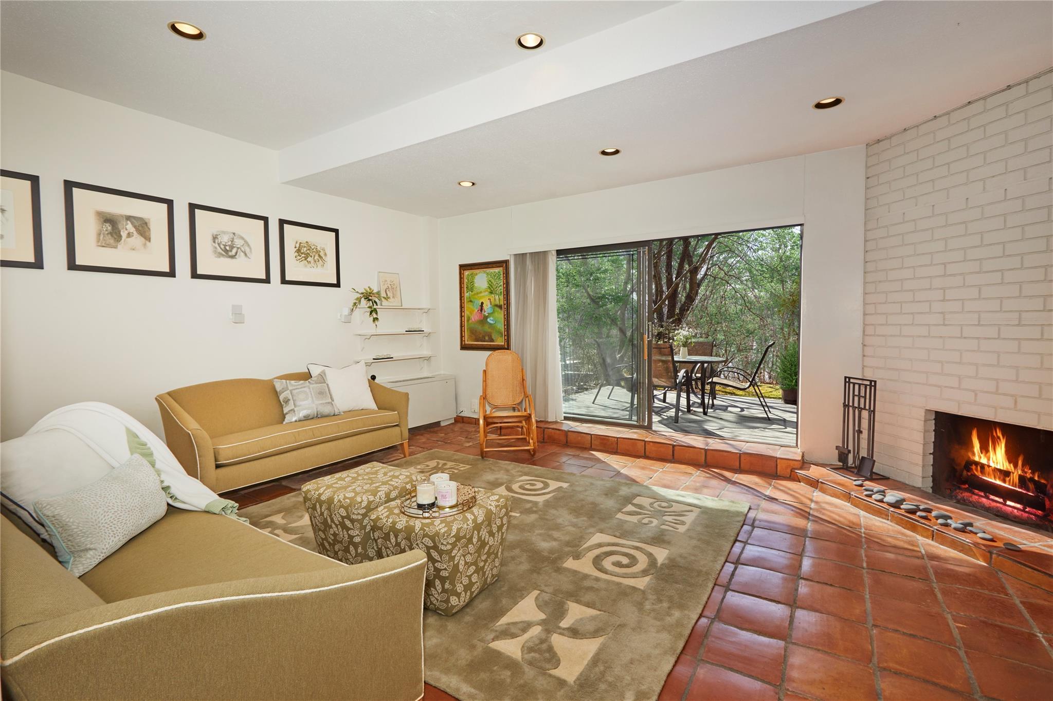 Single Family Douglas  Bronx, NY 10471, MLS-841657-18
