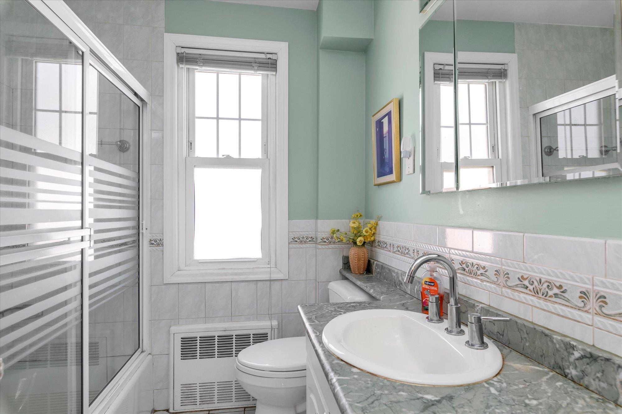 Single Family Westmoreland  Queens, NY 11363, MLS-841704-12