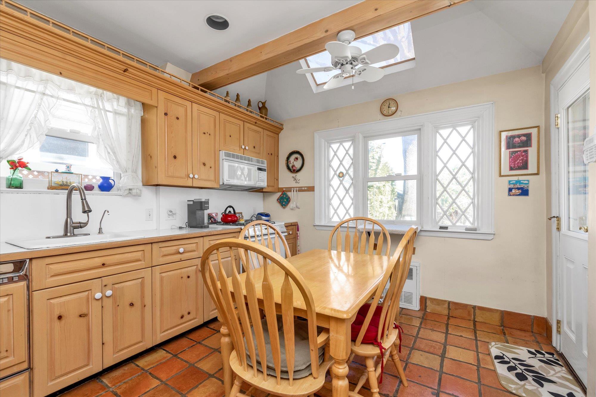 Single Family Westmoreland  Queens, NY 11363, MLS-841704-6