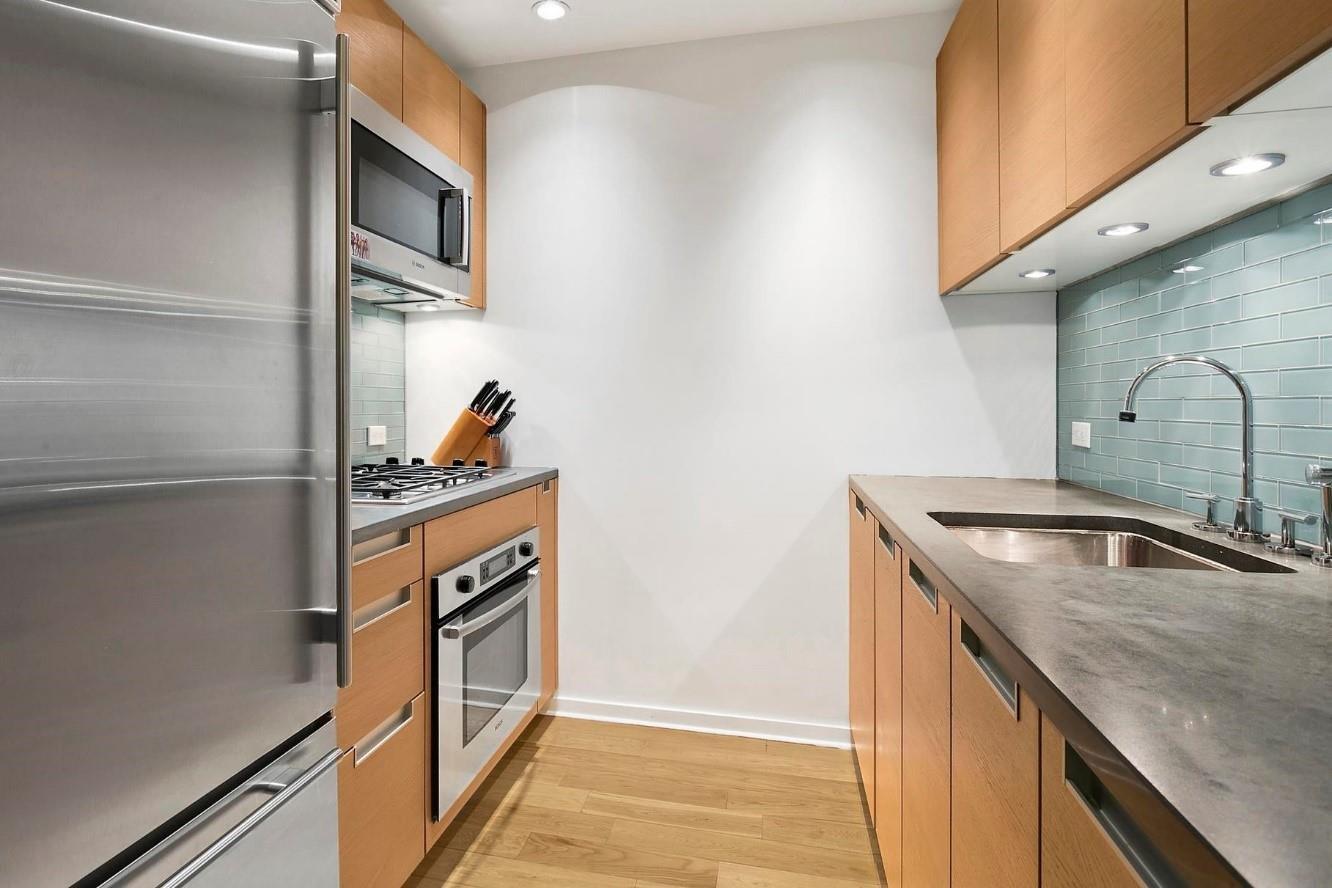 Condo 52  Manhattan, NY 10019, MLS-841732-6
