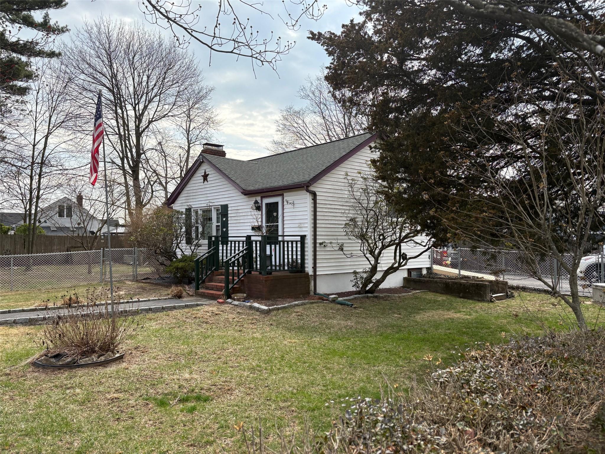 Single Family Belmont  Suffolk County, NY 11704, MLS-841739-4
