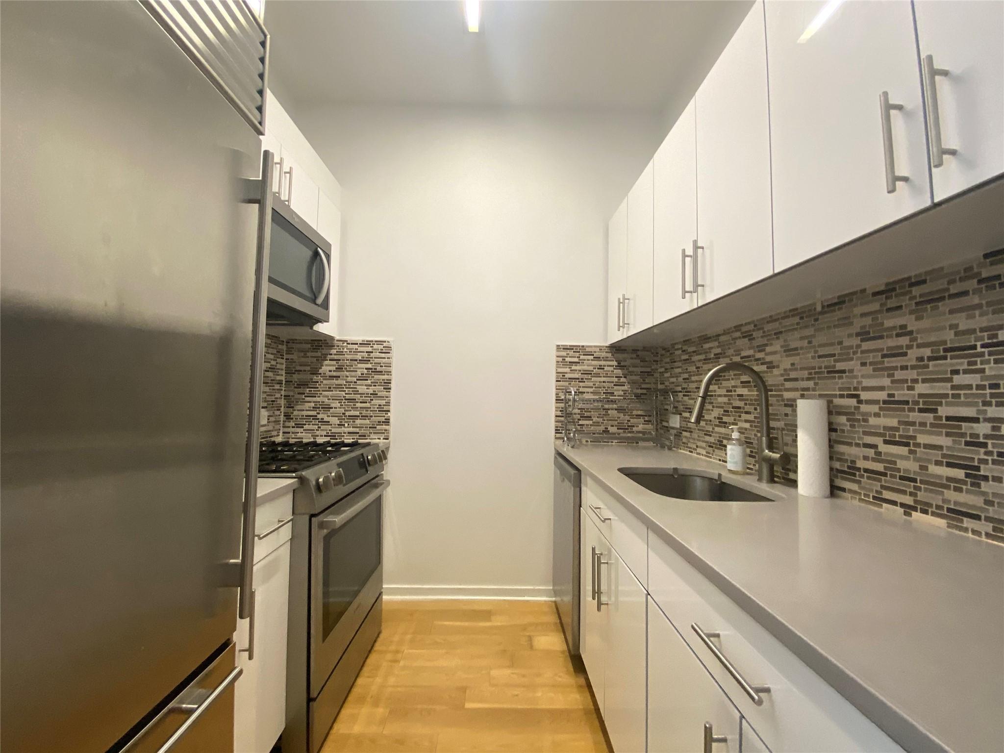 Condo 52  Manhattan, NY 10019, MLS-841772-15