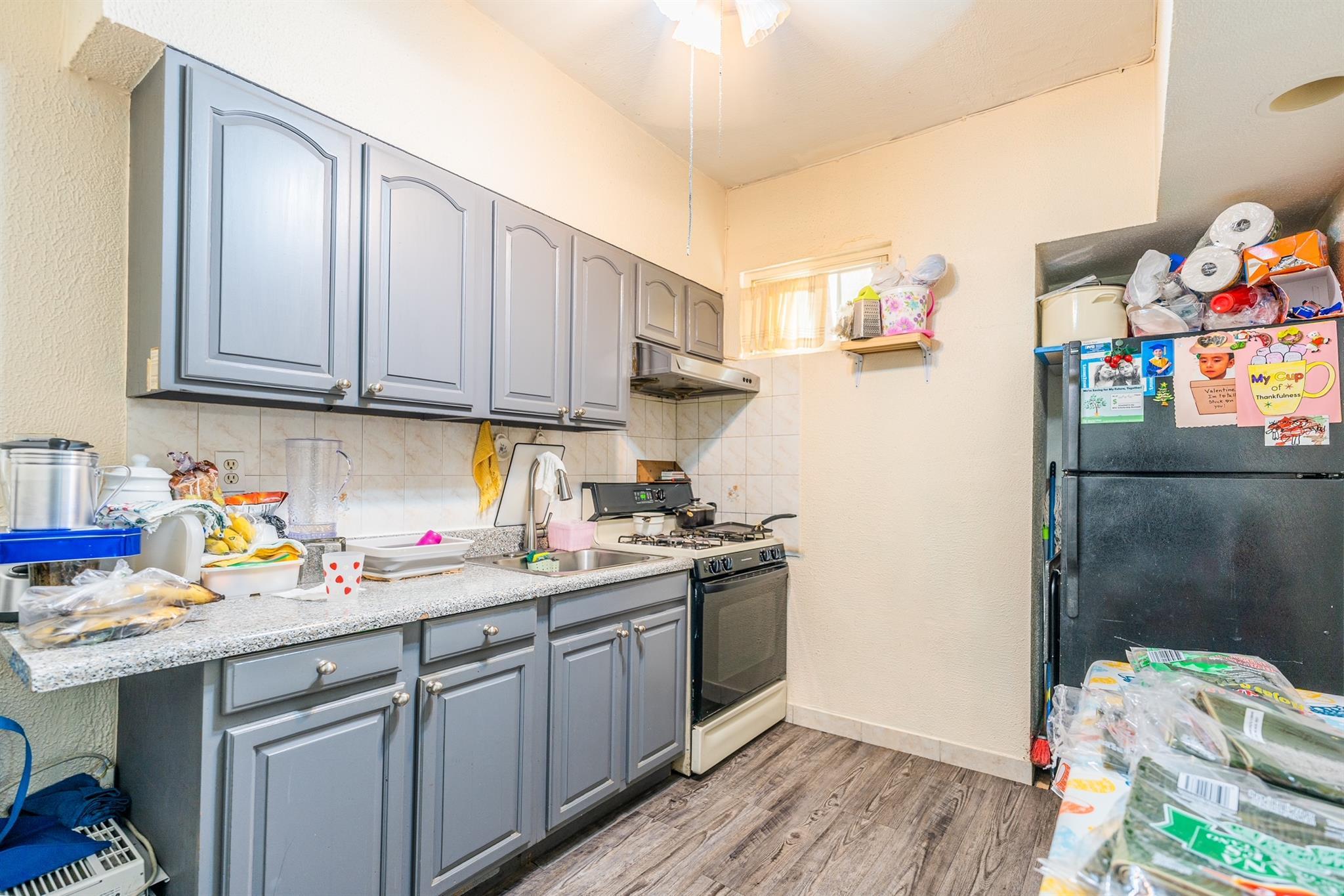 Single Family 34th Avenue  Queens, NY 11368, MLS-841776-10