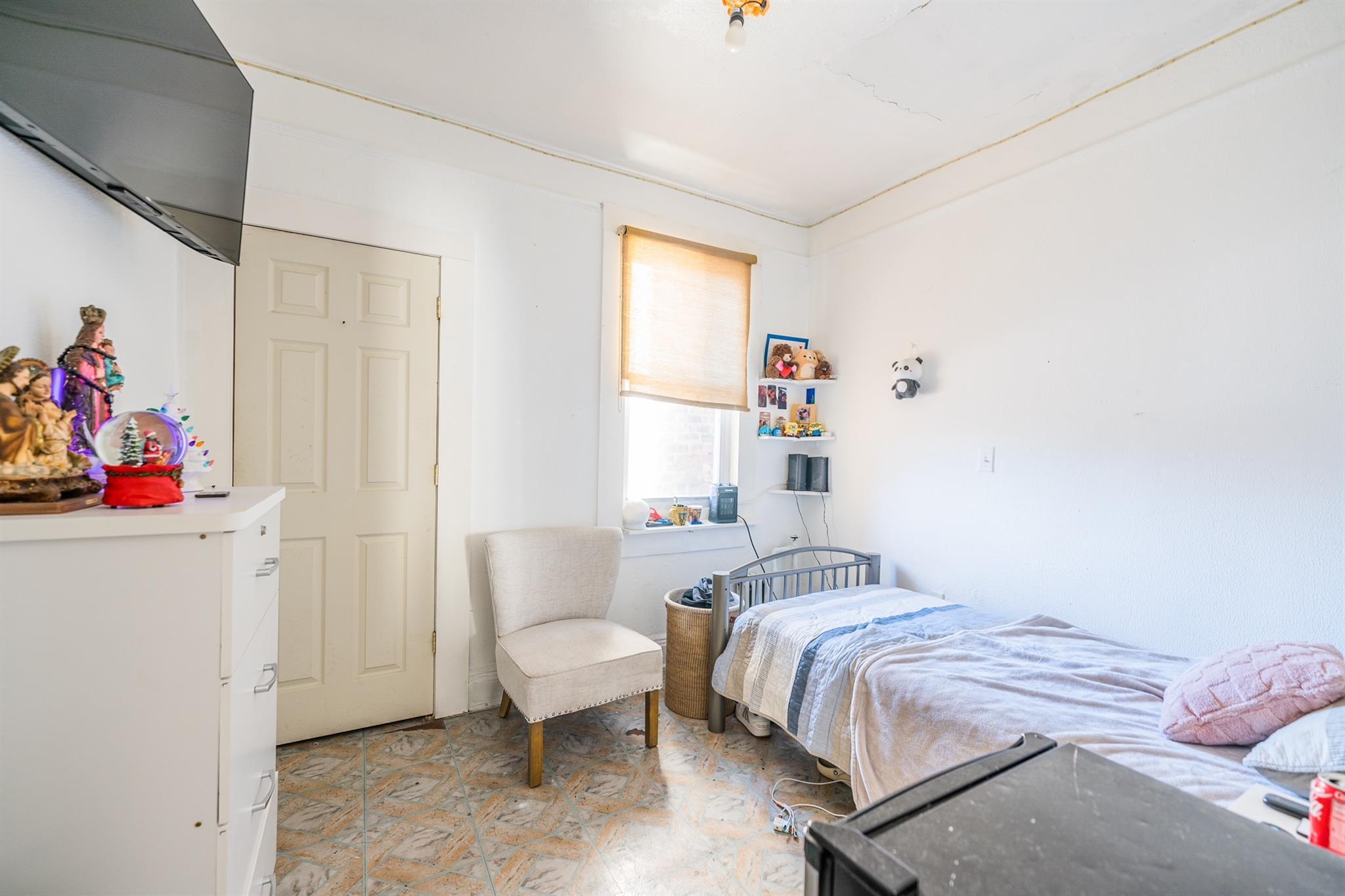 Single Family 34th Avenue  Queens, NY 11368, MLS-841776-15
