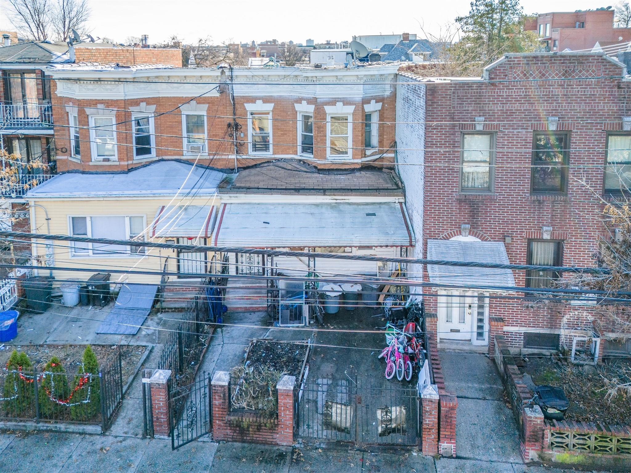 Single Family 34th Avenue  Queens, NY 11368, MLS-841776-2