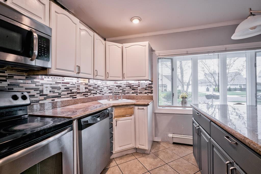Single Family Bucket  Nassau County, NY 11756, MLS-841785-11