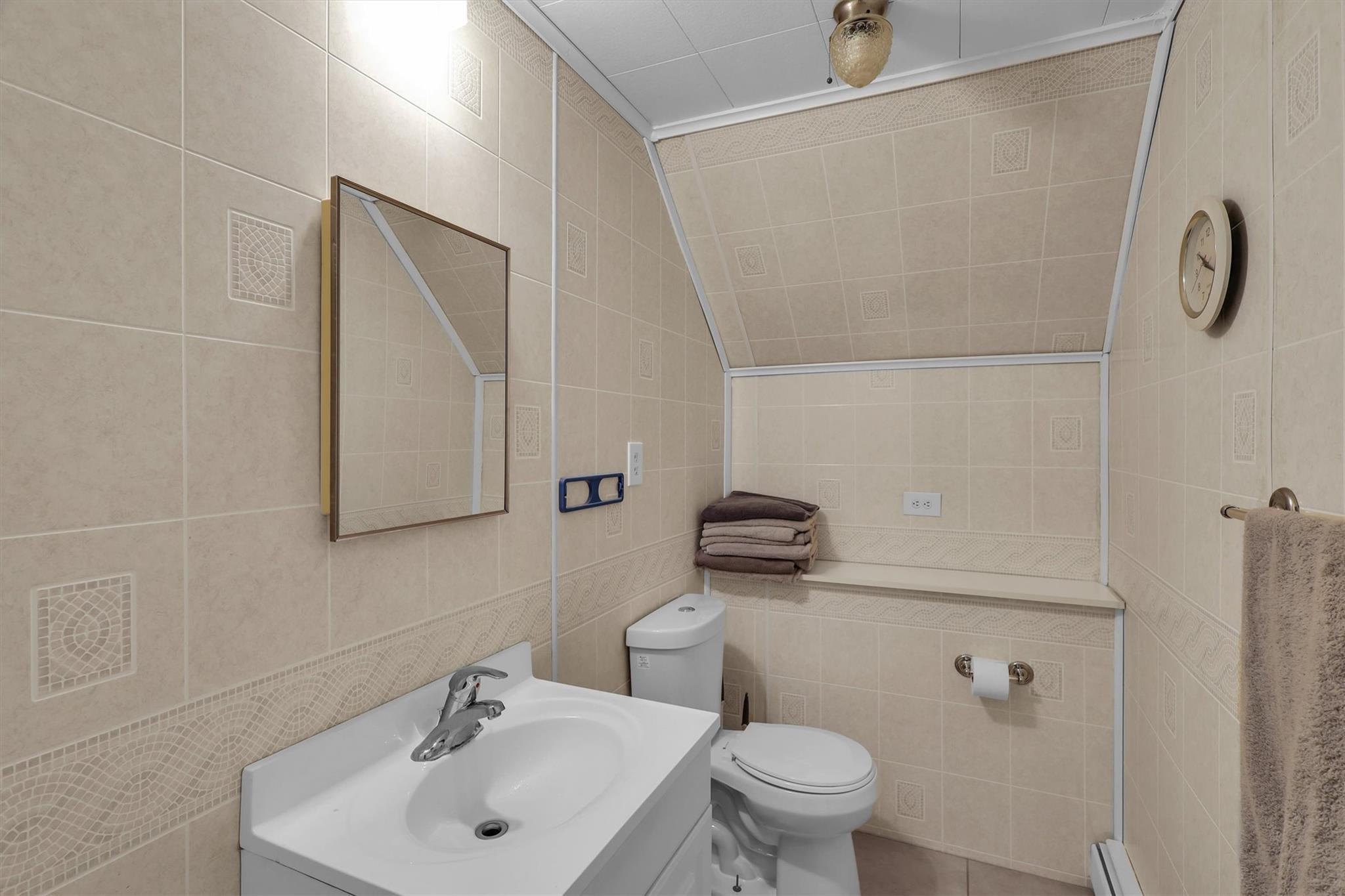 Single Family Auborn  Suffolk County, NY 11967, MLS-841796-16