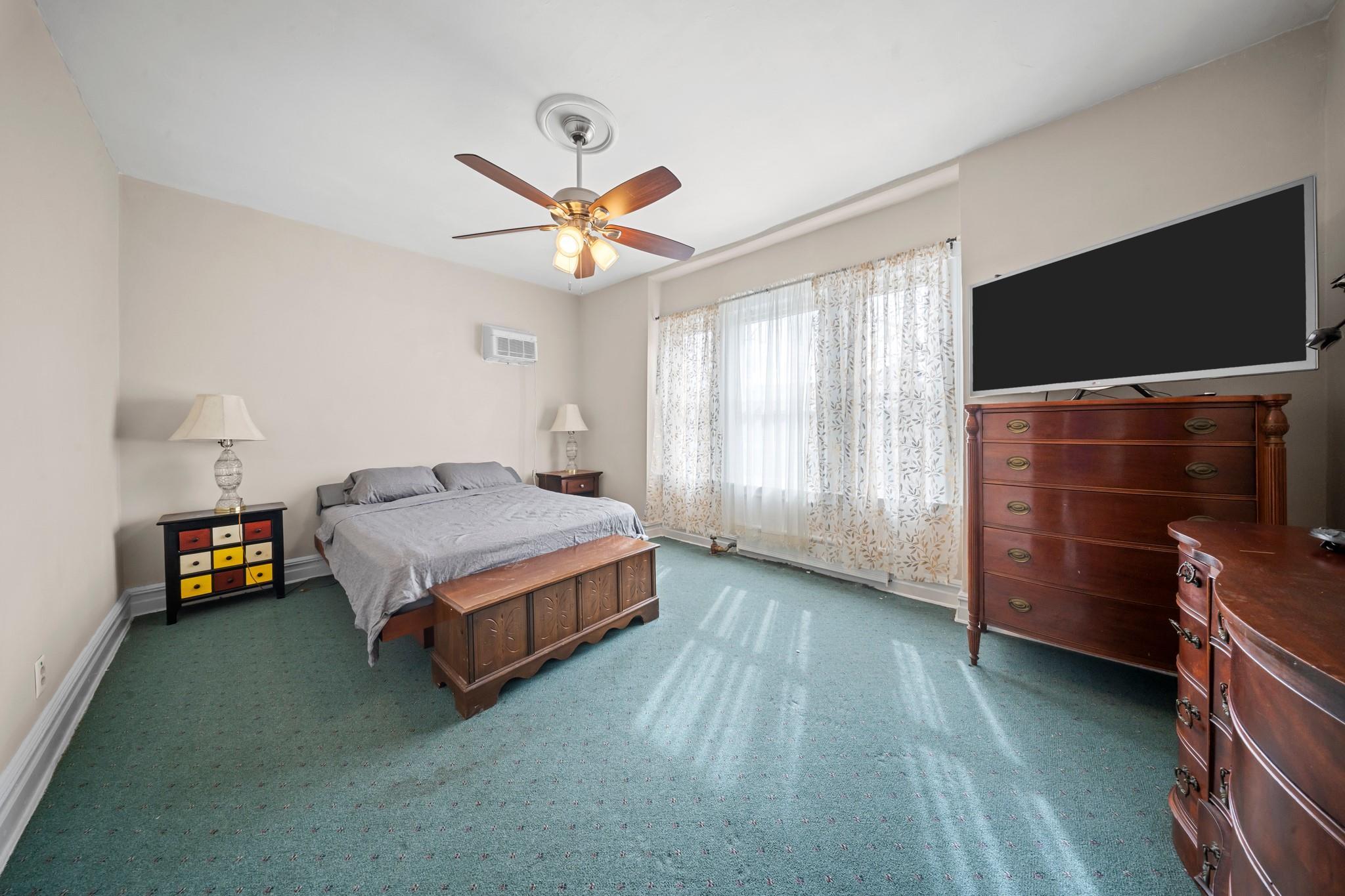 Single Family 32nd  Brooklyn, NY 11226, MLS-841797-18