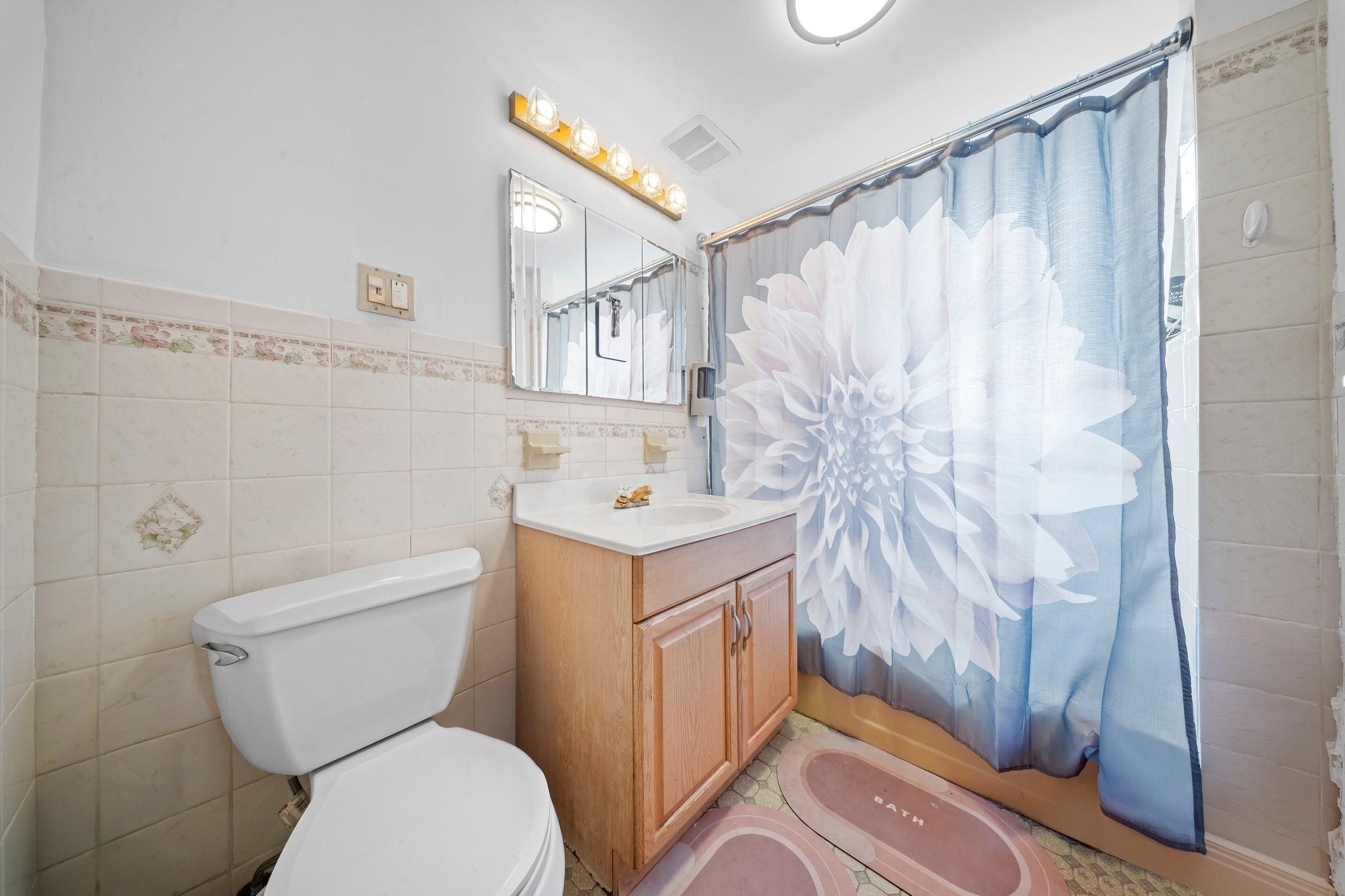 Single Family 32nd  Brooklyn, NY 11226, MLS-841797-21
