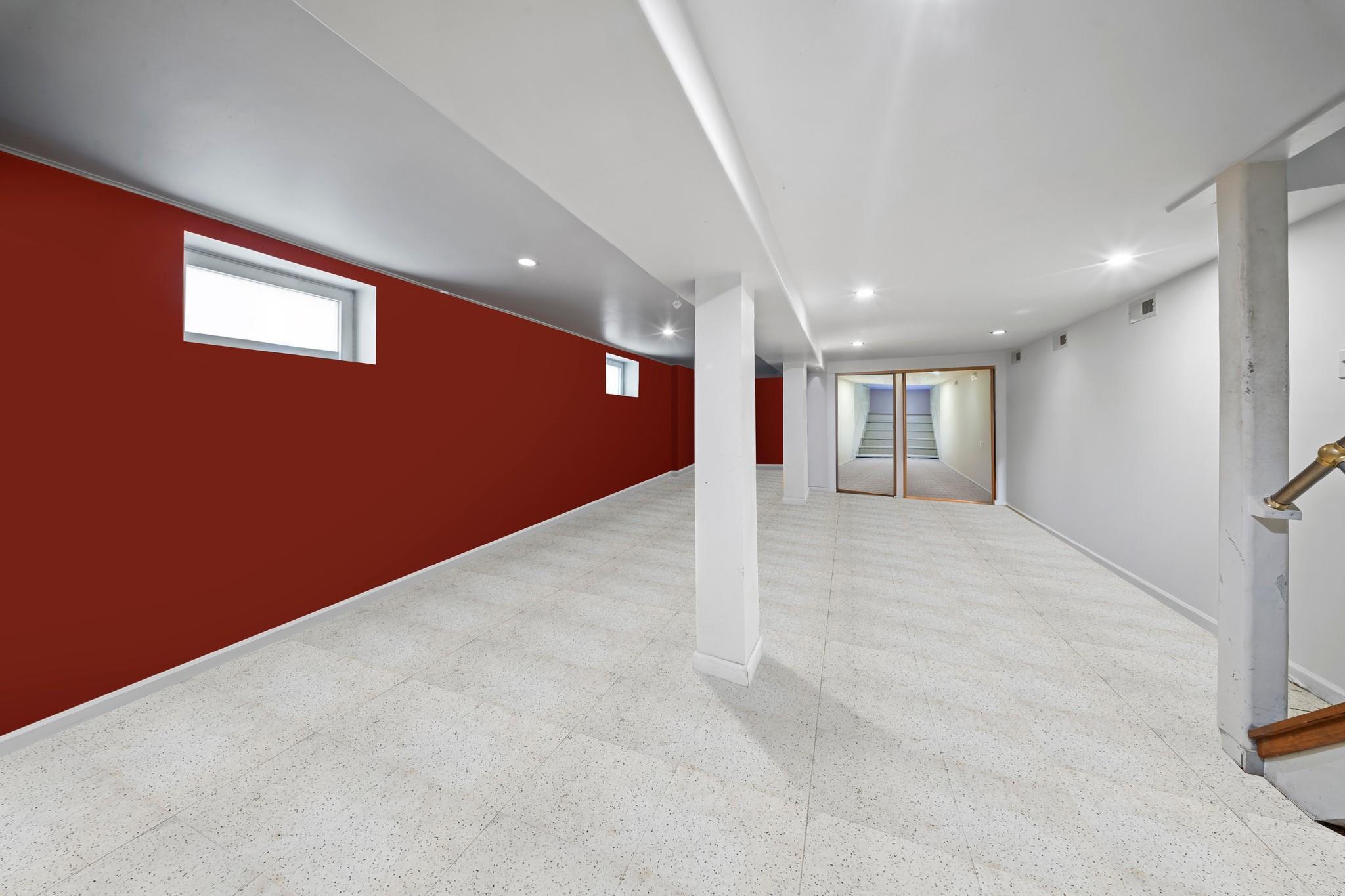 Single Family 32nd  Brooklyn, NY 11226, MLS-841797-27