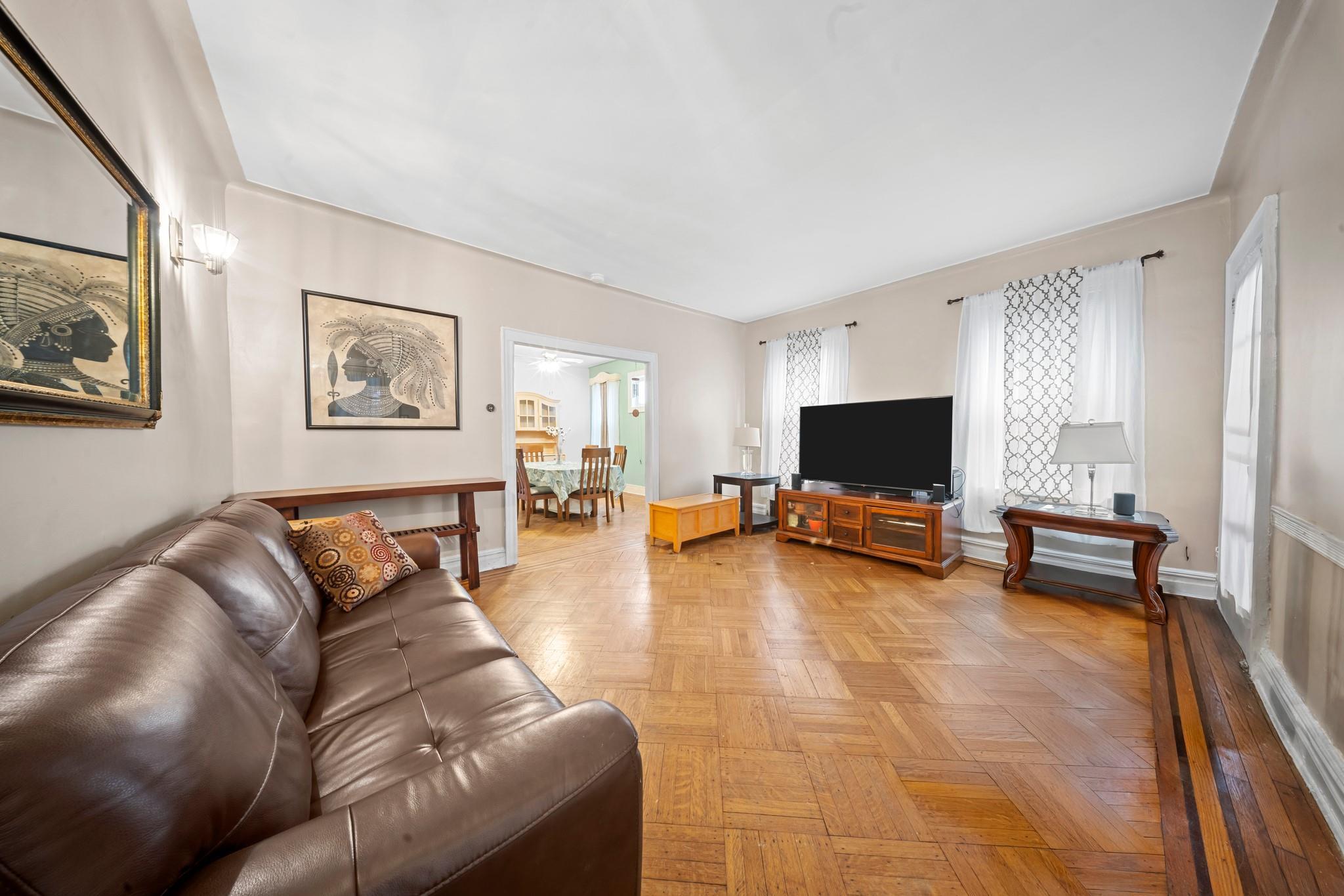 Single Family 32nd  Brooklyn, NY 11226, MLS-841797-5