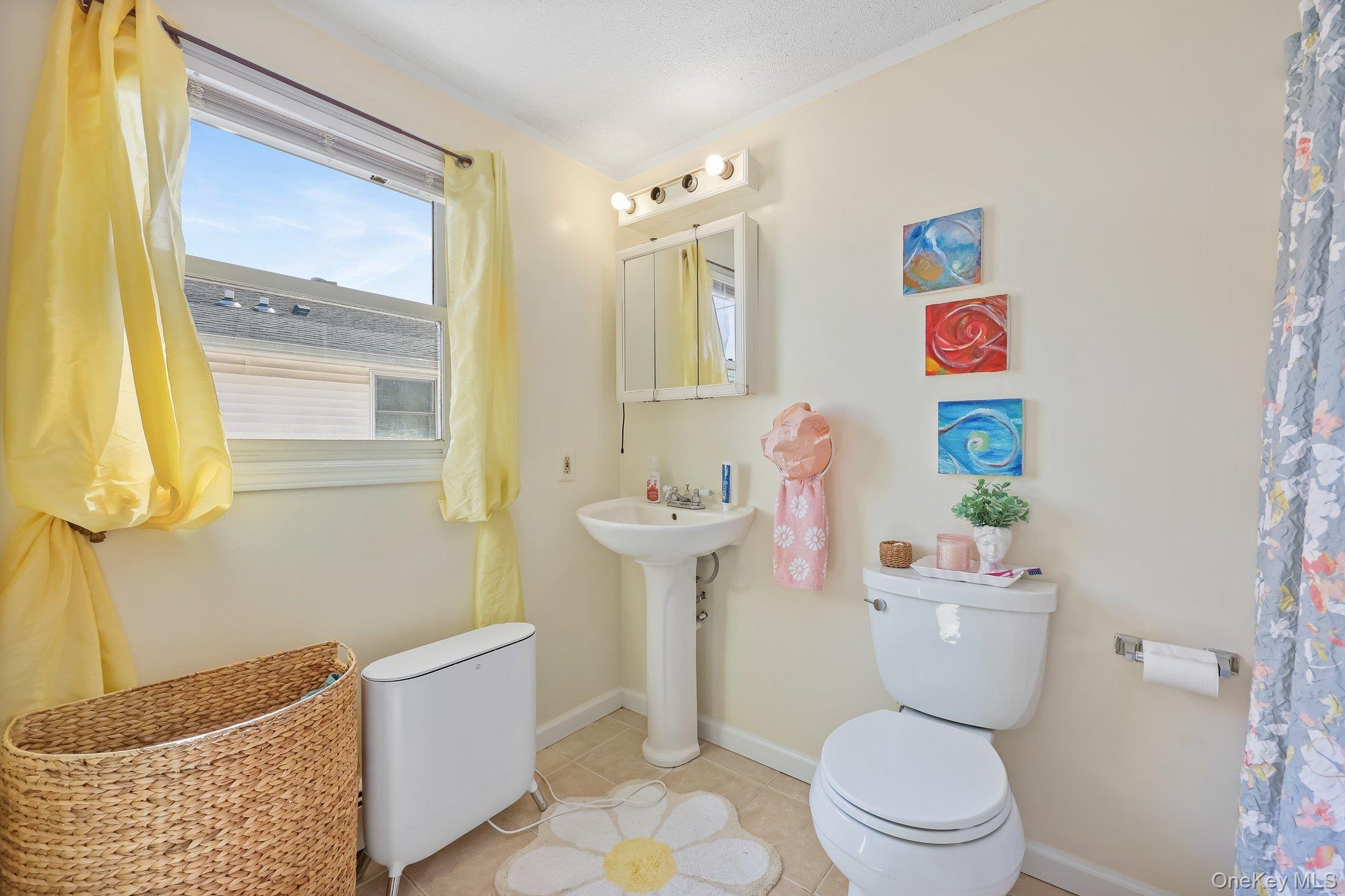 Single Family Washington  Westchester County, NY 10573, MLS-841809-15