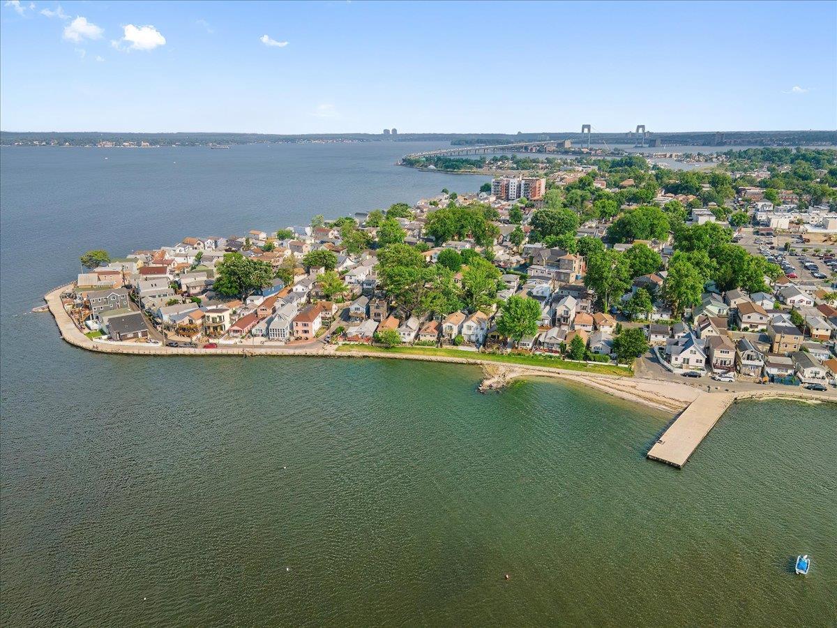 Coop Edgewater  Bronx, NY 10465, MLS-841832-27