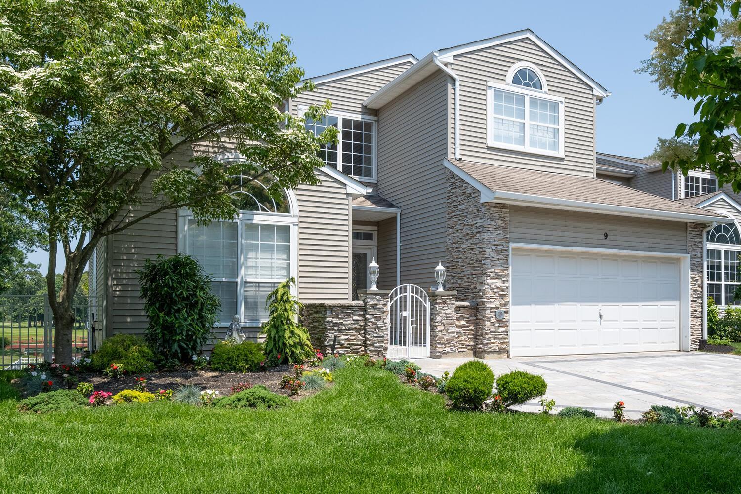 Single Family Hamlet  Suffolk County, NY 11788, MLS-841834-2